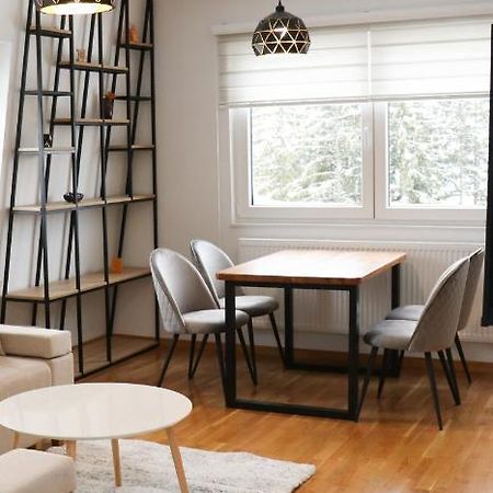 Apartmani Vidik - Groodvy House Jahorina Exteriör bild